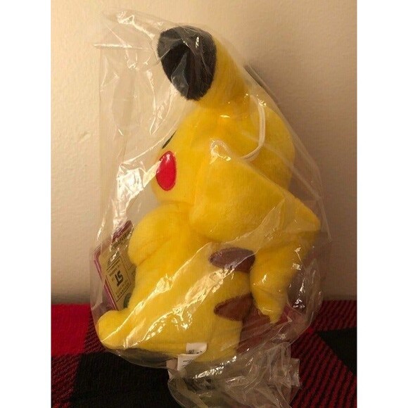 Banpresto Pokemon Focus Pikachu Female Toreba Prize Plush 7" Japan Import NWT - Picture 3 of 5
